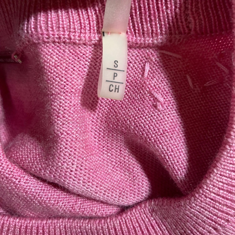 Elie Tahari Pink Merino Wool Pearl Embellished Cutout Neck Sweater S Preppy - Picture 7 of 7